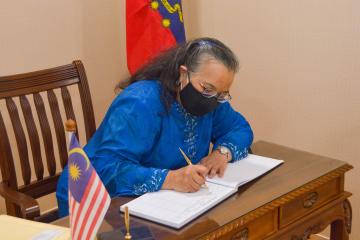 Sesi Perjumpaan YBhg. Dato Sri Mohd Shafiq bin Abdullah, Ketua Setiausaha Kementerian Kesihatan Malaysia bersama Ketua Pengarah EPU