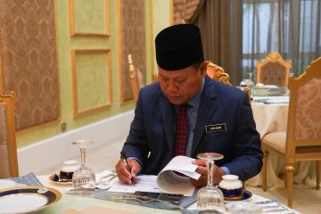 Kementerian Ekonomi menghadap sembah di Istana Negara
